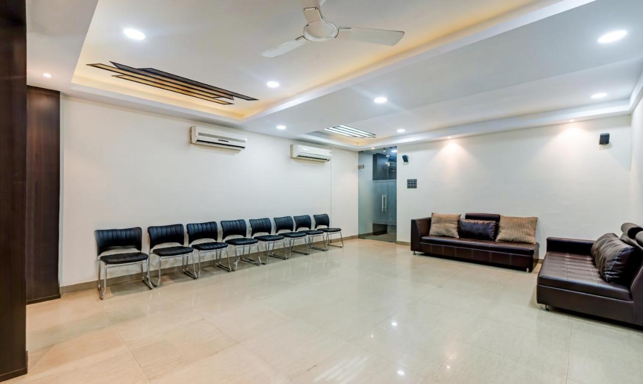 Itsy Hotels Neeranand Plaza Калькутта Экстерьер фото