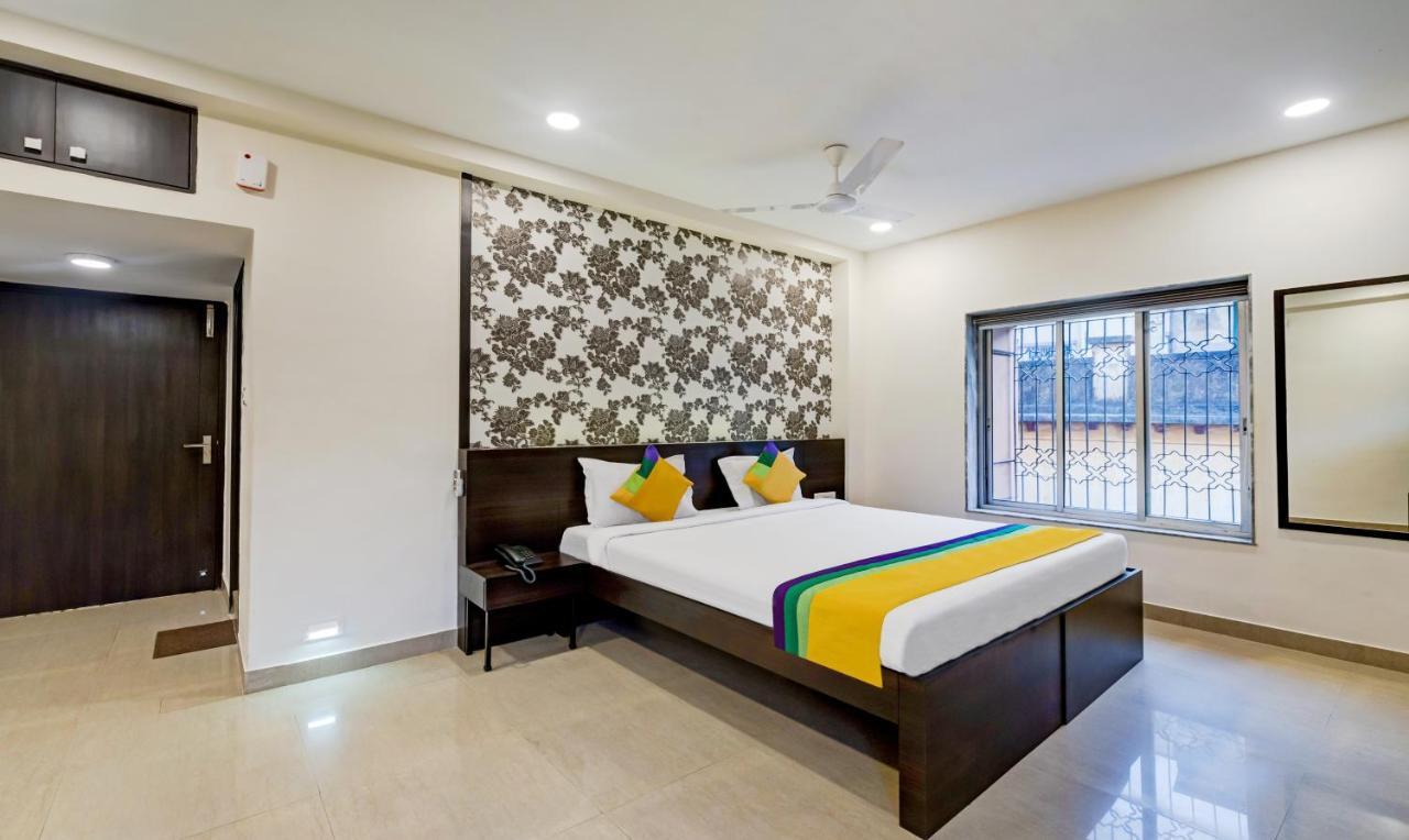 Itsy Hotels Neeranand Plaza Калькутта Экстерьер фото