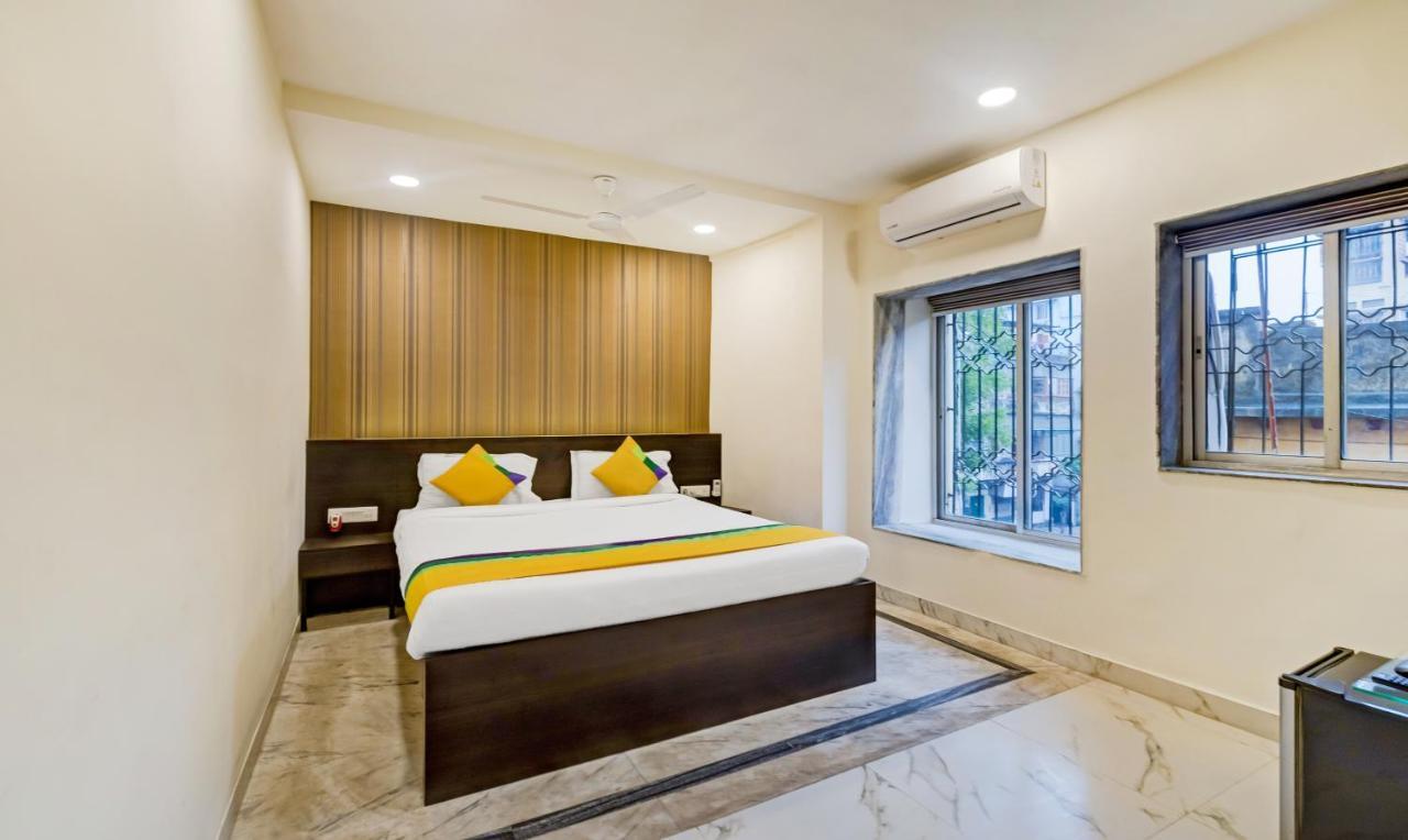 Itsy Hotels Neeranand Plaza Калькутта Экстерьер фото